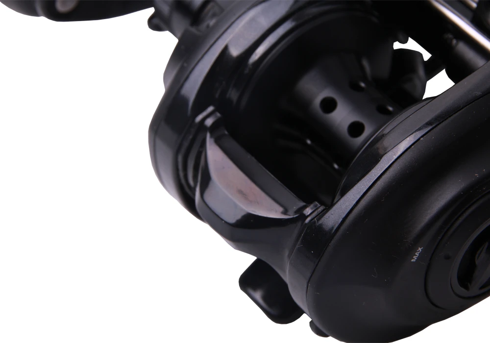 Abu Garcia Revo4 X Baitcaster Reel - Image 4